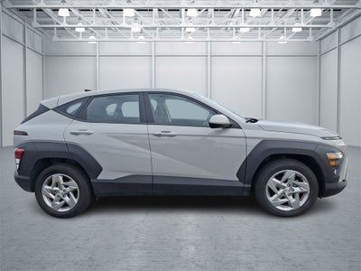 2024 Hyundai KONA SE FWD