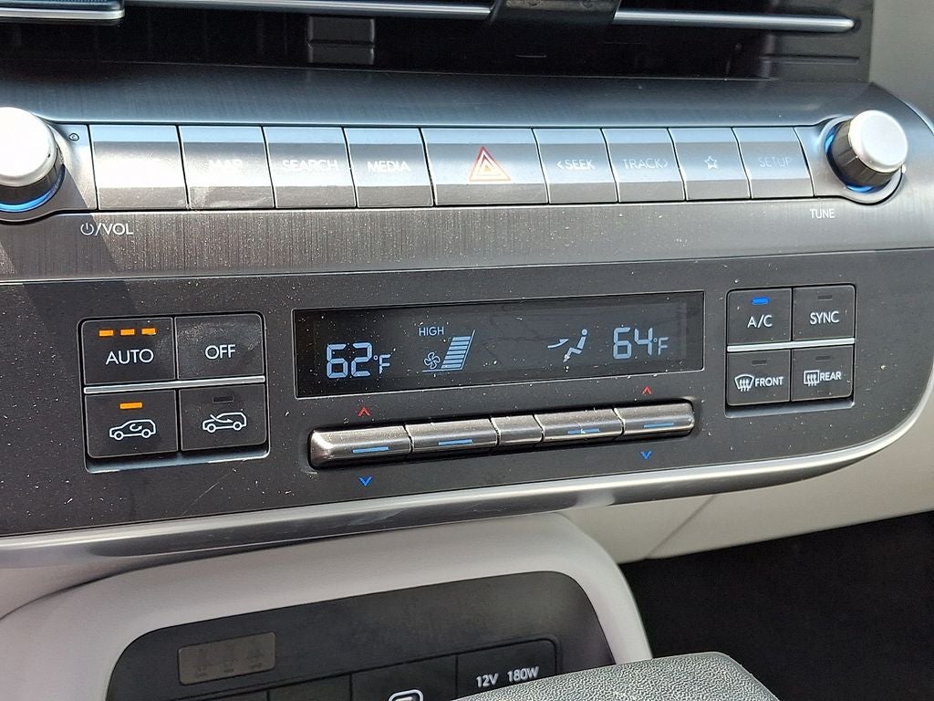 2025 Hyundai KONA SEL FWD