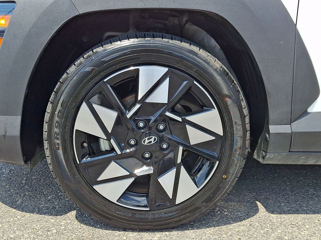 2025 Hyundai KONA SEL FWD