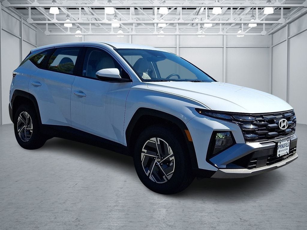 2026 Hyundai TUCSON HYBRID Blue SE