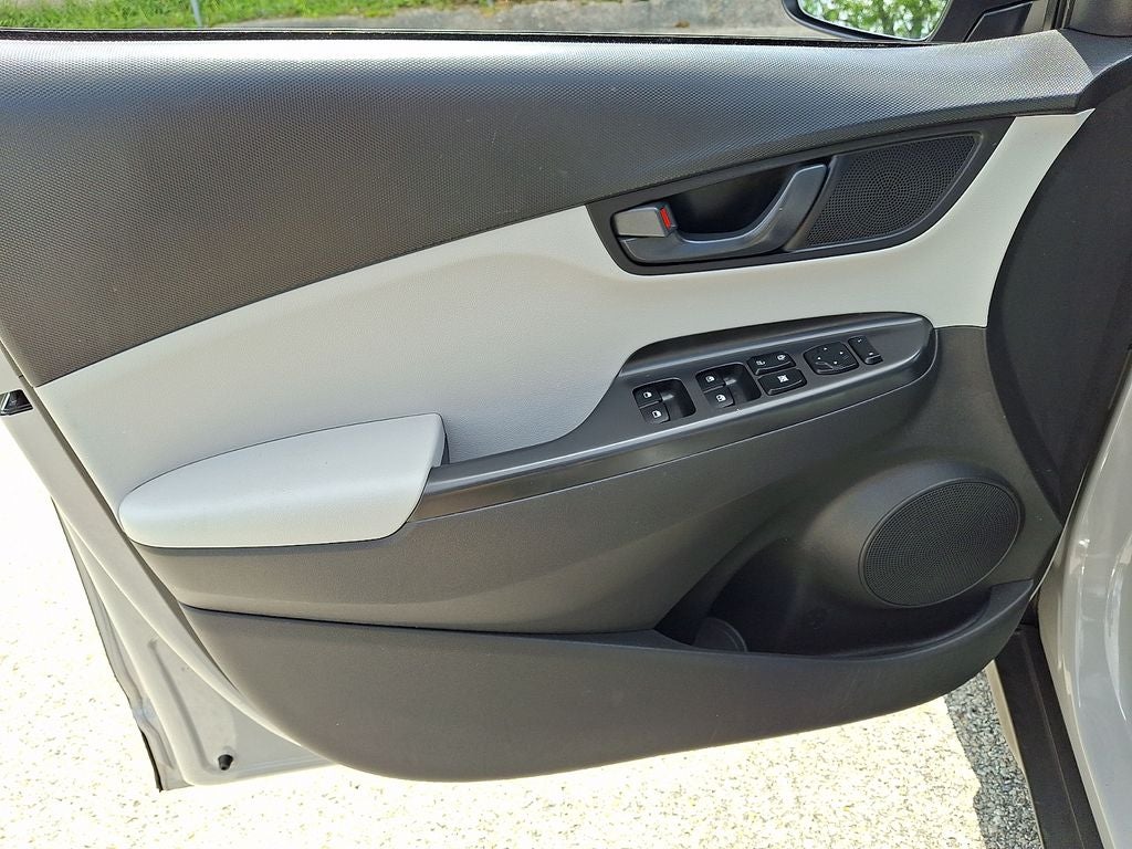 2023 Hyundai KONA SEL AWD
