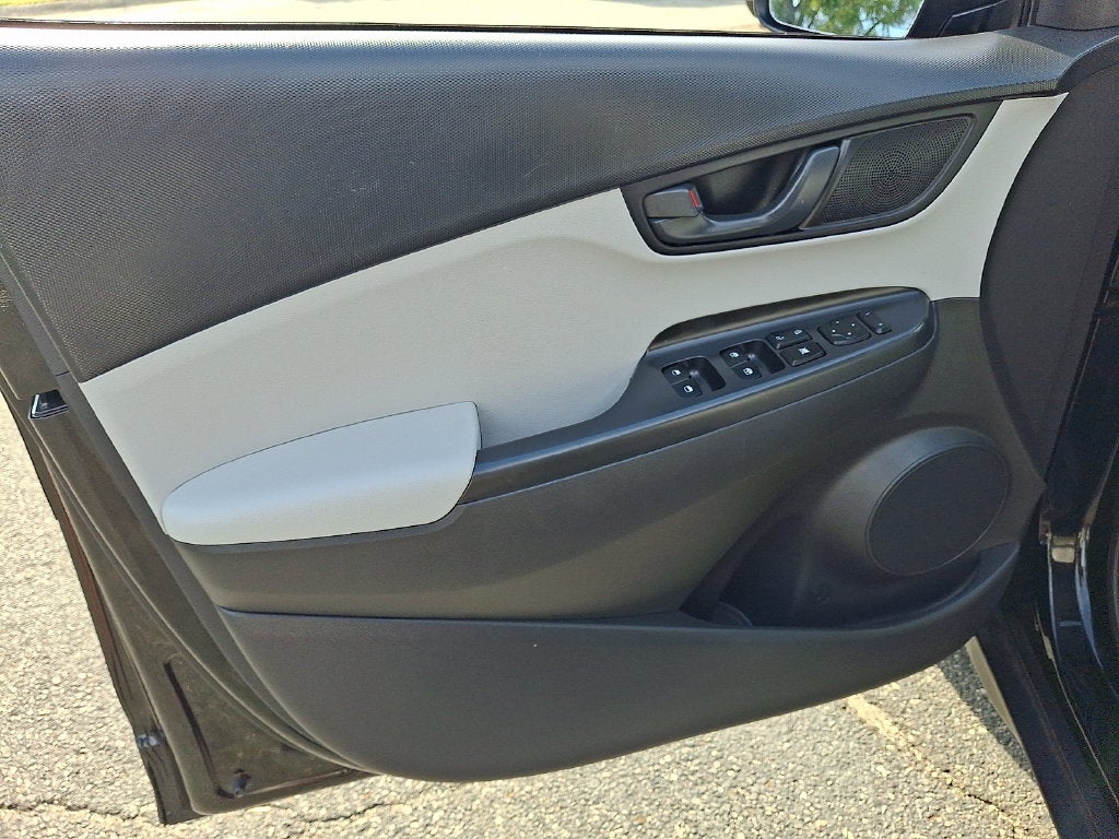 2023 Hyundai KONA SEL AWD