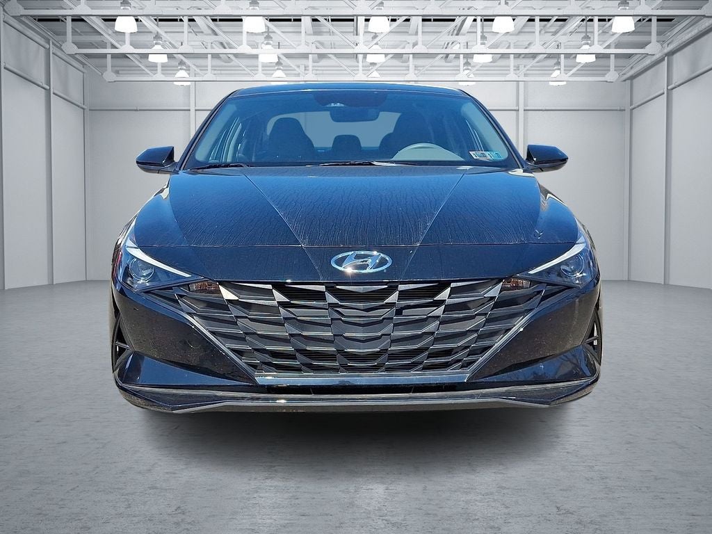 2023 Hyundai ELANTRA SE FWD