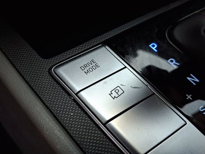 2023 Hyundai ELANTRA SE FWD