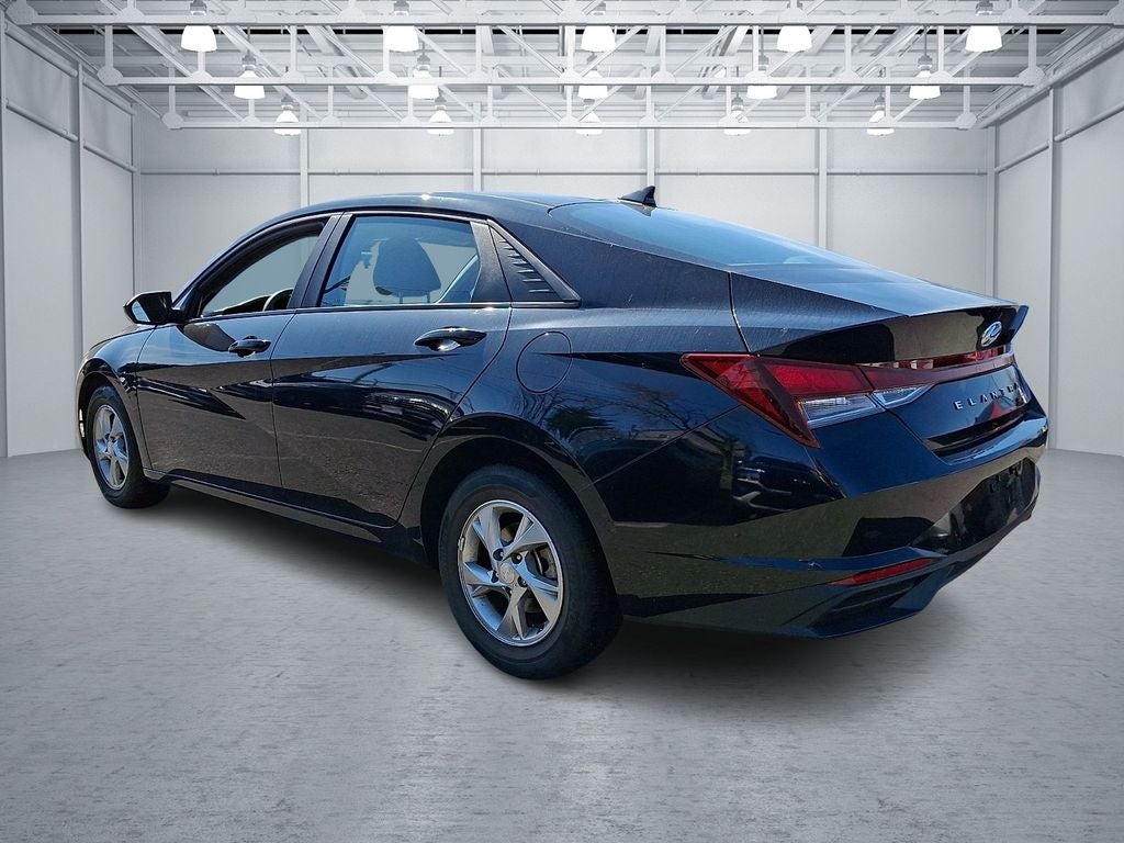 2023 Hyundai ELANTRA SE FWD