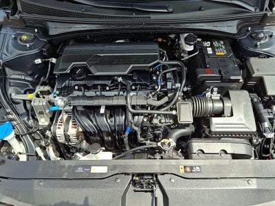2025 Hyundai ELANTRA SE FWD
