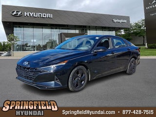 2022 Hyundai ELANTRA SEL FWD