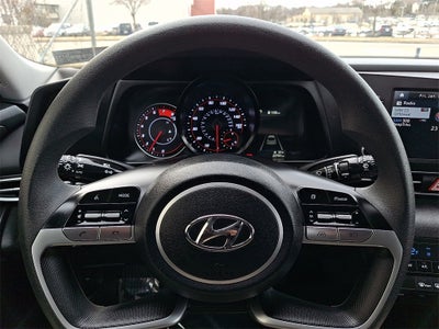 2023 Hyundai ELANTRA SEL FWD