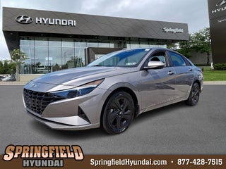 2023 Hyundai ELANTRA SEL FWD