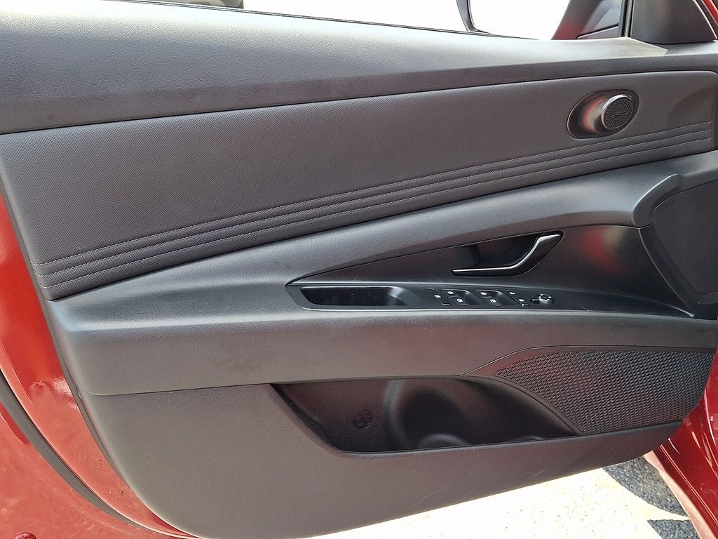 2025 Hyundai ELANTRA SEL Sport FWD