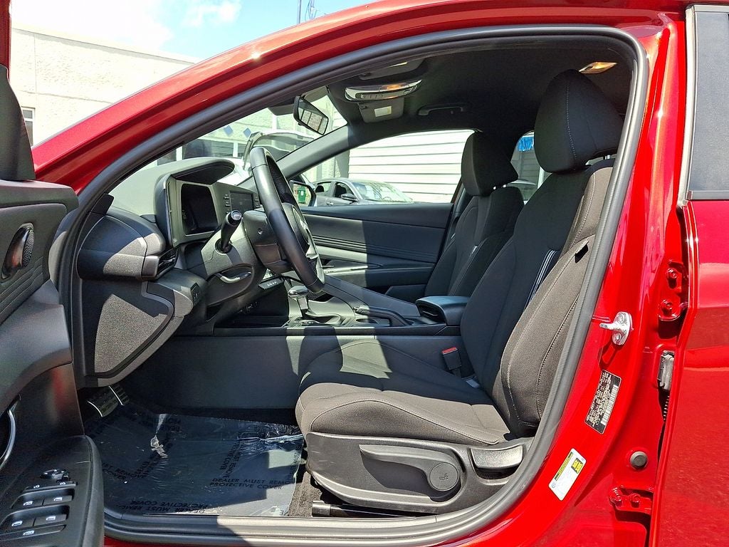 2025 Hyundai ELANTRA SEL Sport FWD