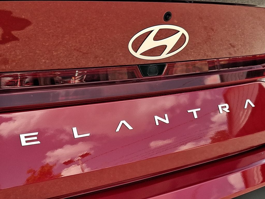 2025 Hyundai ELANTRA SEL Sport FWD