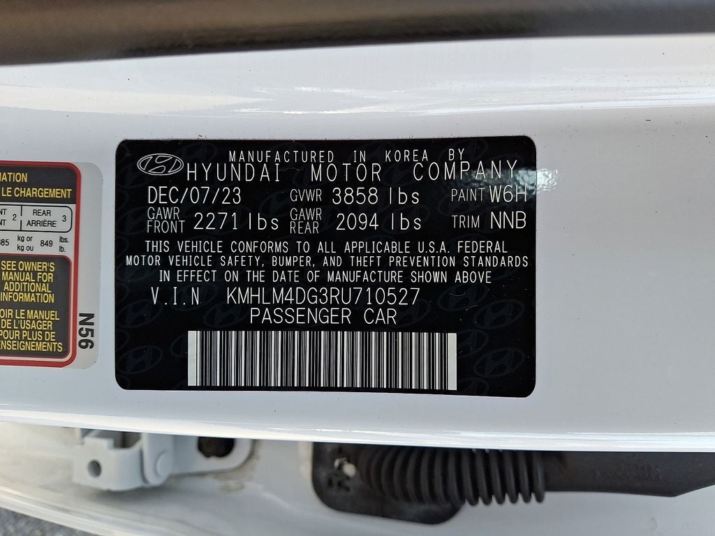 2024 Hyundai ELANTRA SEL