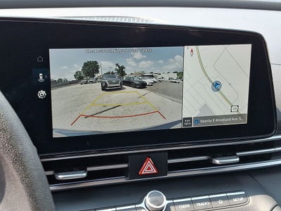 2024 Hyundai ELANTRA SEL FWD