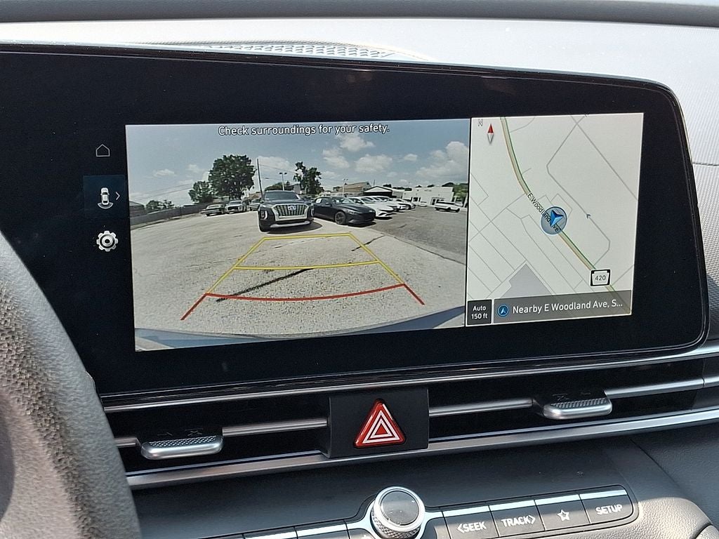 2024 Hyundai ELANTRA SEL FWD