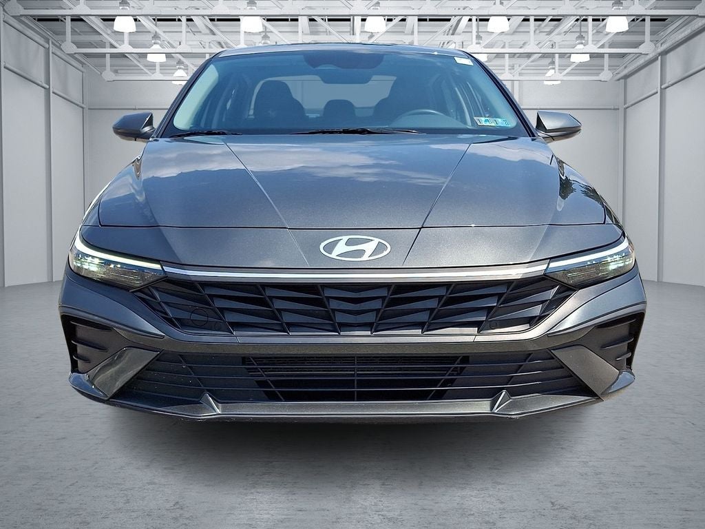 2024 Hyundai ELANTRA SEL FWD
