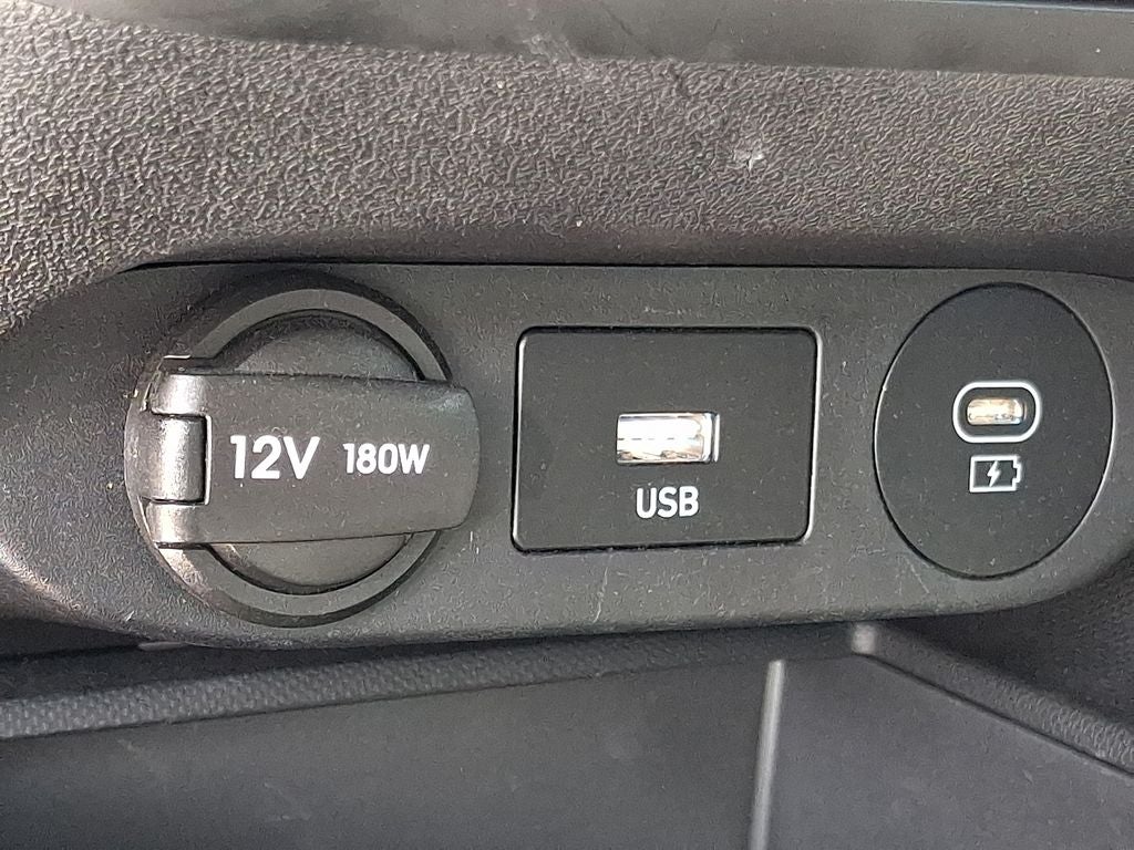2024 Hyundai ELANTRA SEL FWD