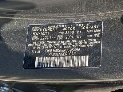 2024 Hyundai ELANTRA SEL FWD
