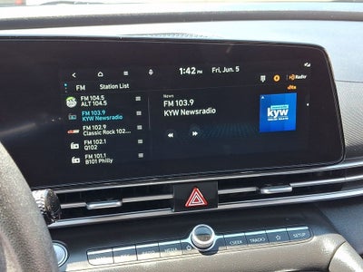 2024 Hyundai ELANTRA SEL FWD