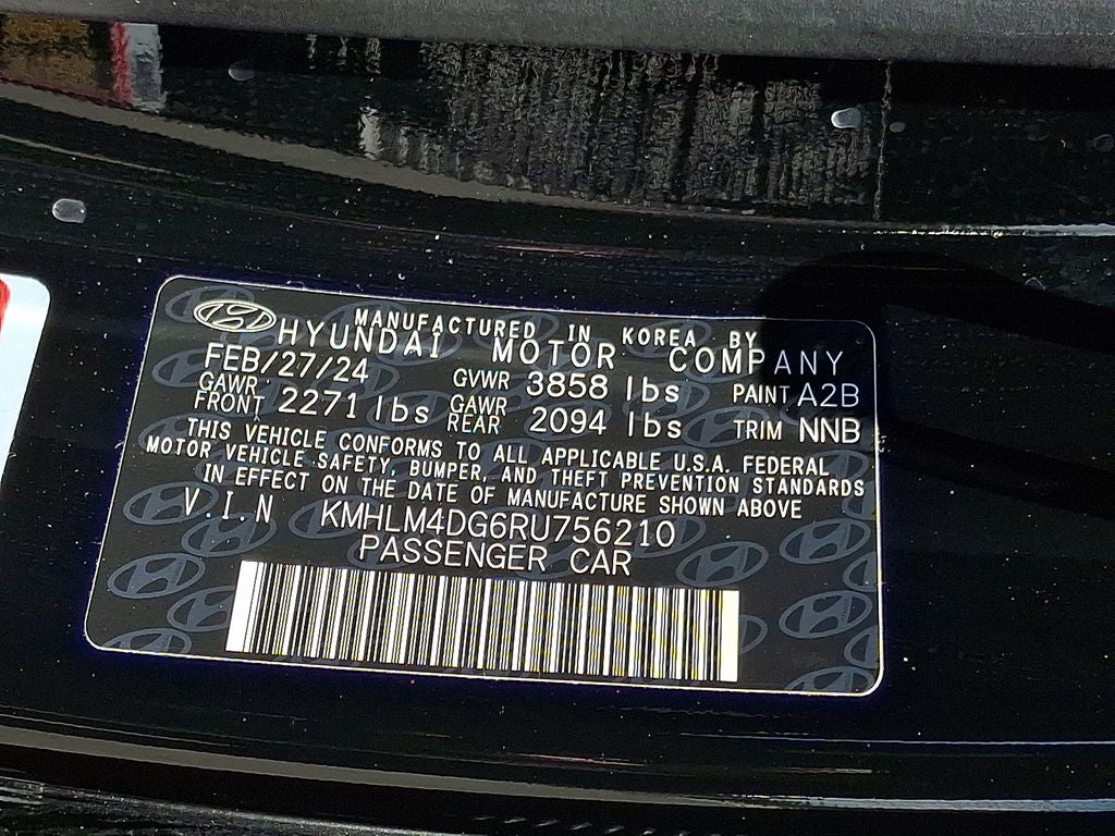 2024 Hyundai ELANTRA SEL FWD