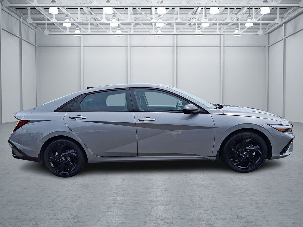 2026 Hyundai ELANTRA SEL Sport FWD