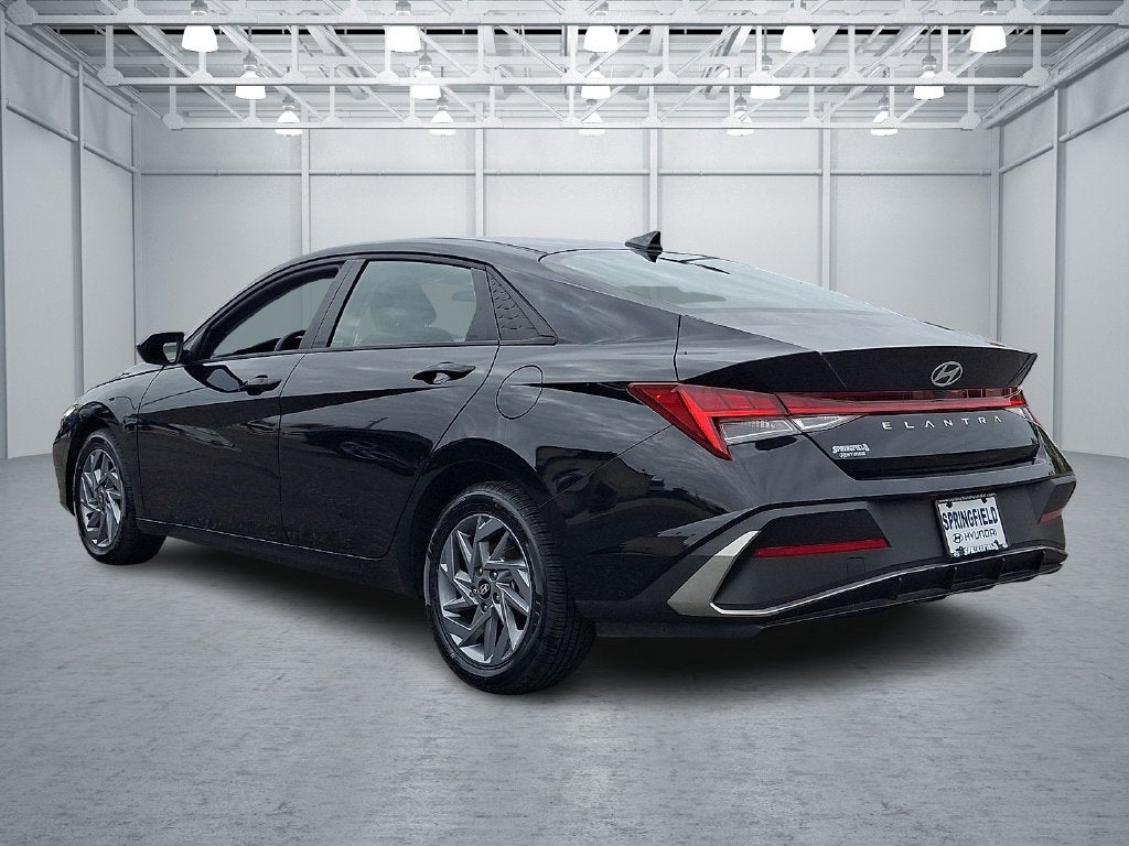 2025 Hyundai ELANTRA HYBRID Blue FWD