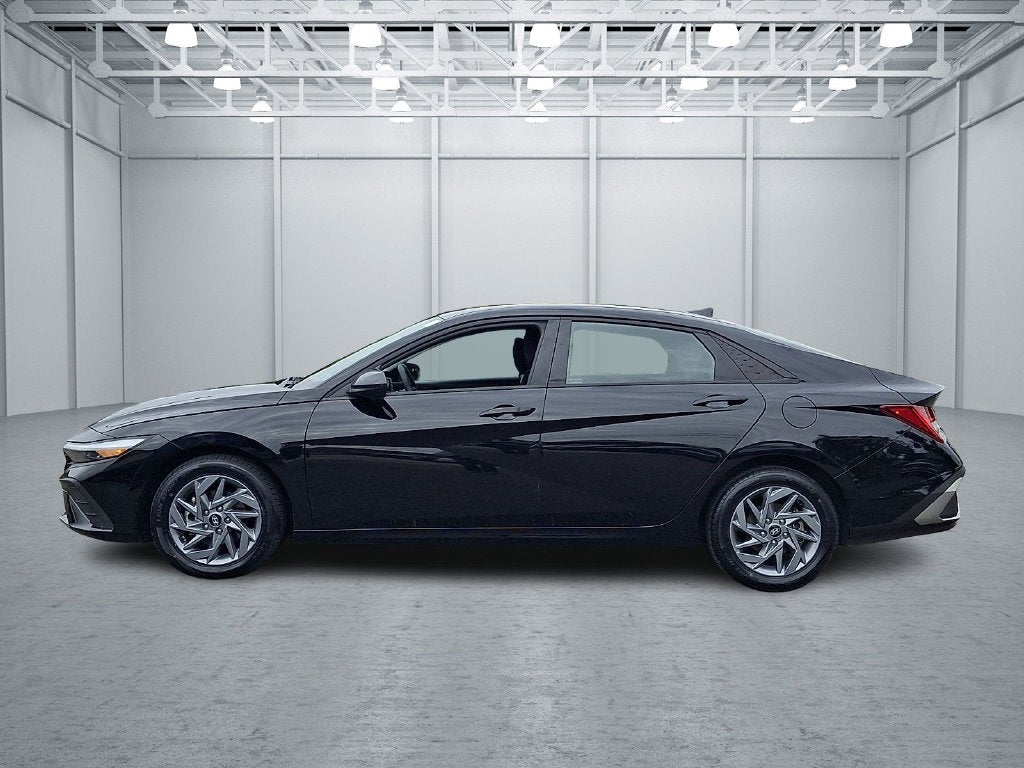 2025 Hyundai ELANTRA HYBRID Blue FWD