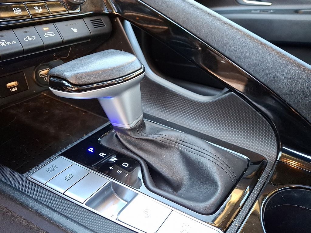 2023 Hyundai ELANTRA Limited FWD