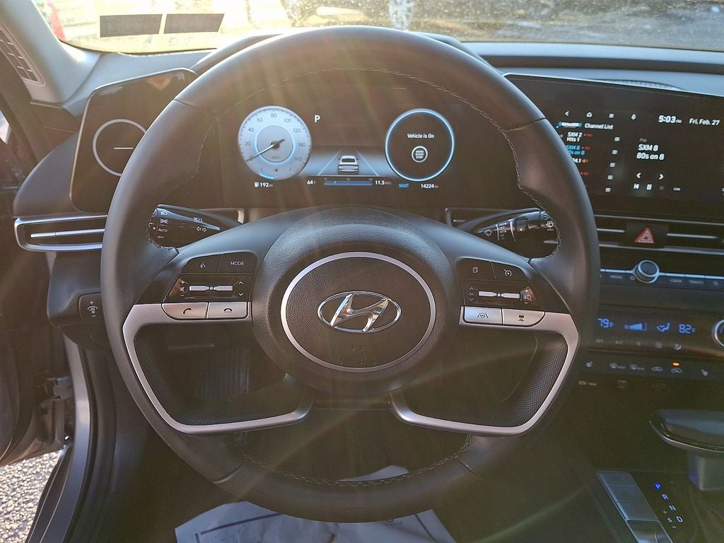 2023 Hyundai ELANTRA Limited FWD