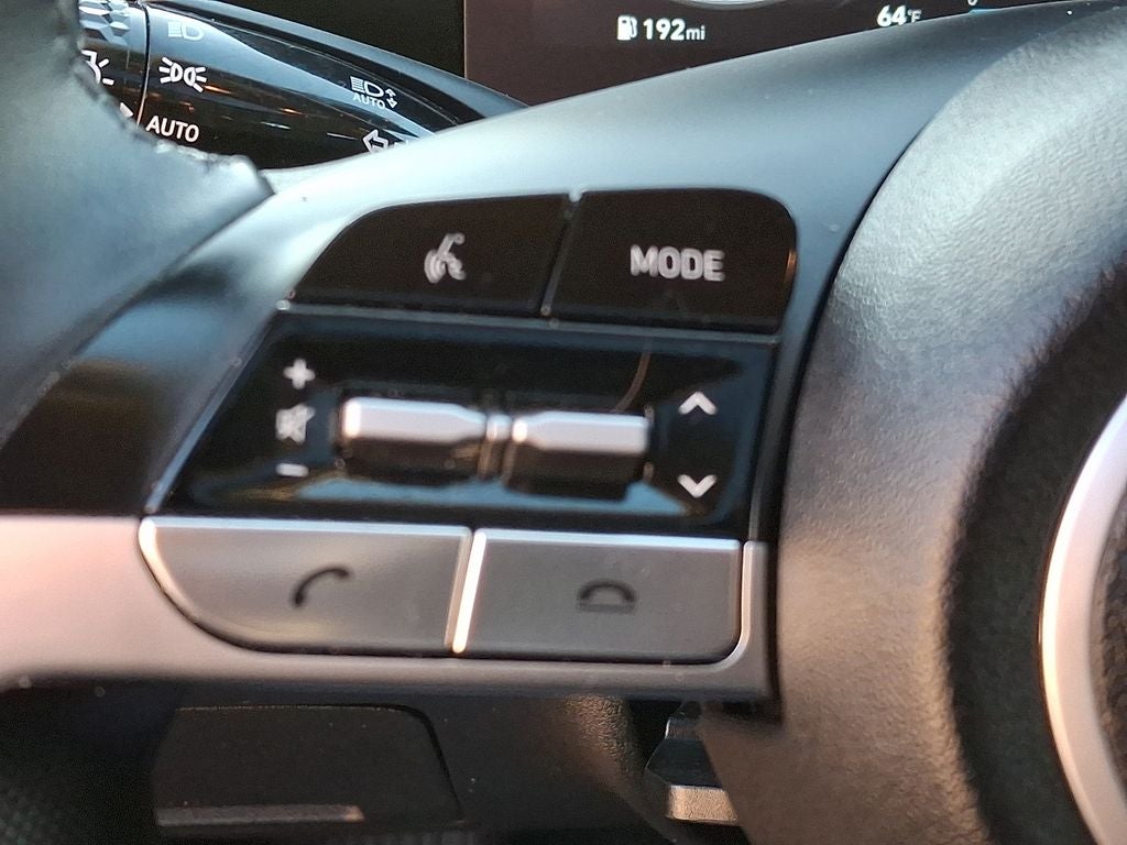 2023 Hyundai ELANTRA Limited FWD