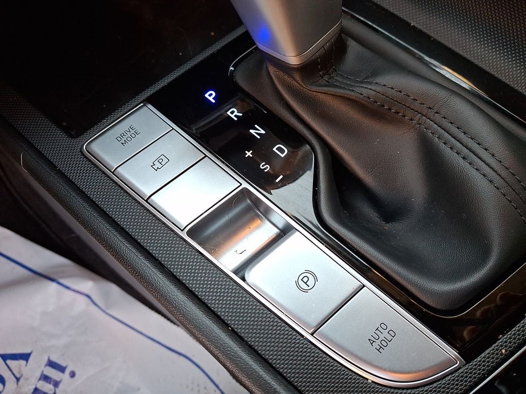 2023 Hyundai ELANTRA Limited FWD