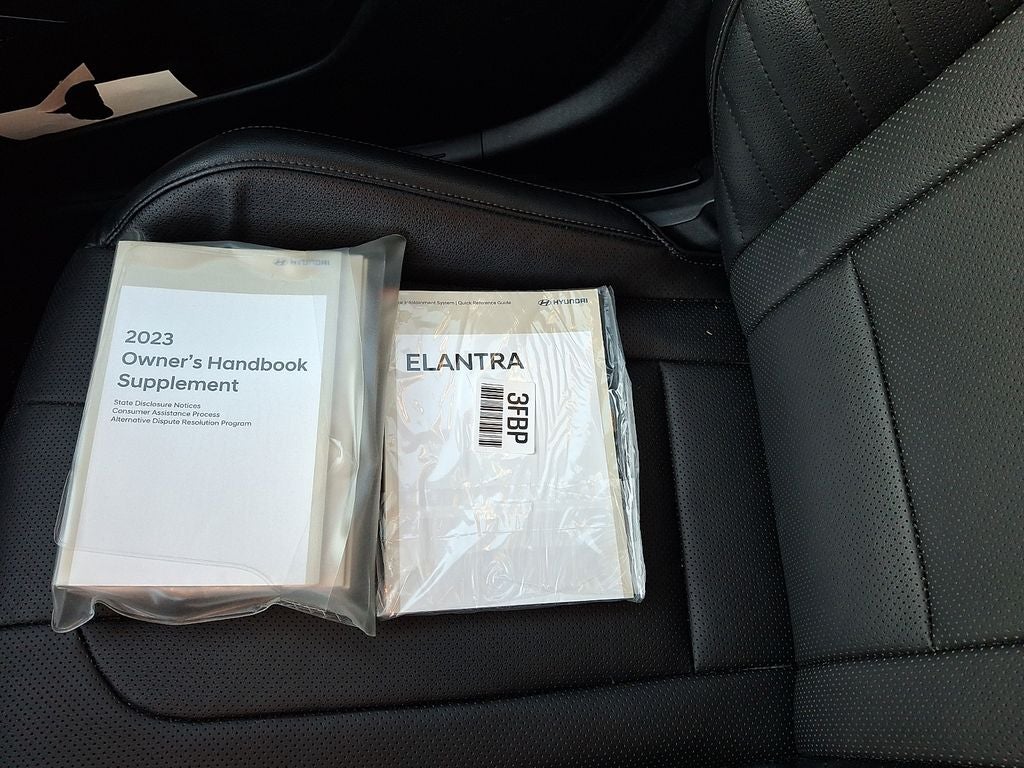 2023 Hyundai ELANTRA Limited FWD