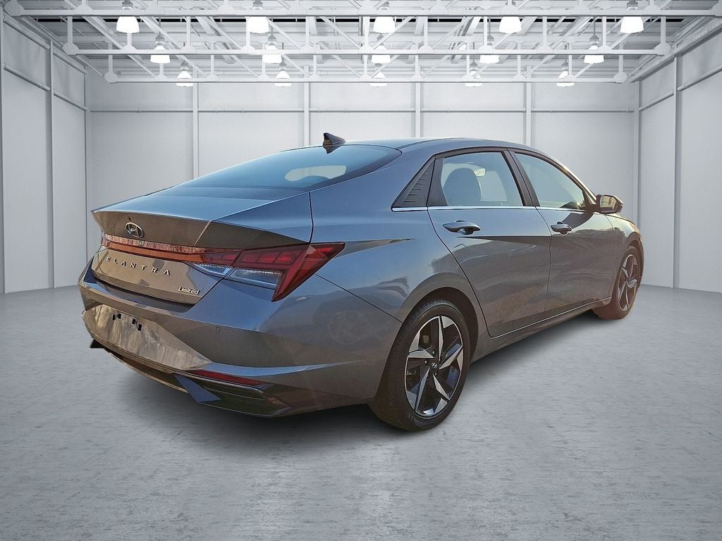 2023 Hyundai ELANTRA Limited FWD