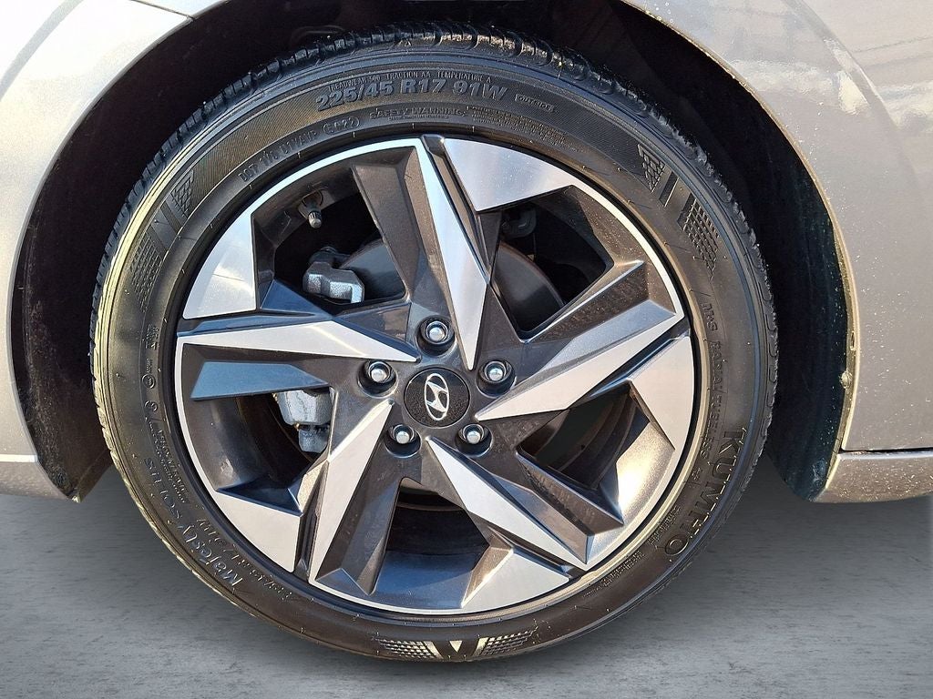 2023 Hyundai ELANTRA Limited FWD