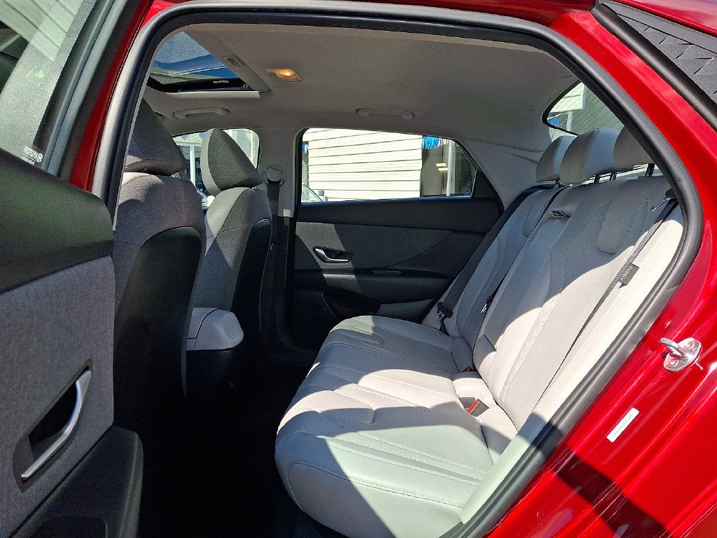 2025 Hyundai ELANTRA Limited FWD