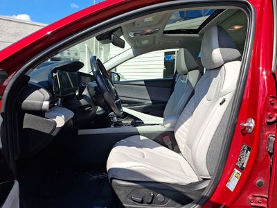2025 Hyundai ELANTRA Limited FWD