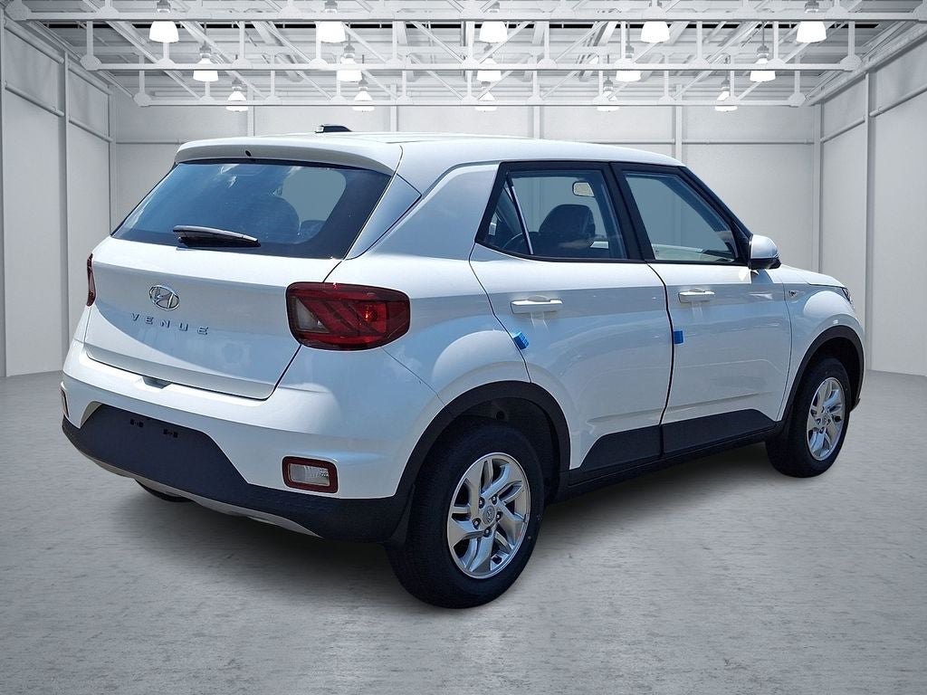 2026 Hyundai VENUE SE
