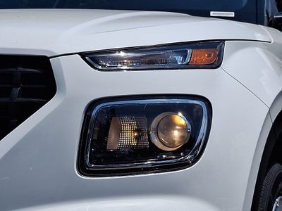2026 Hyundai VENUE SE