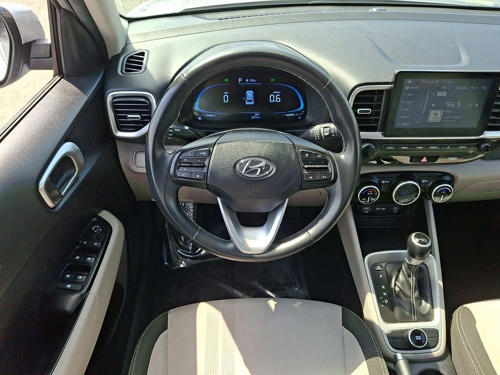 2025 Hyundai VENUE SEL FWD