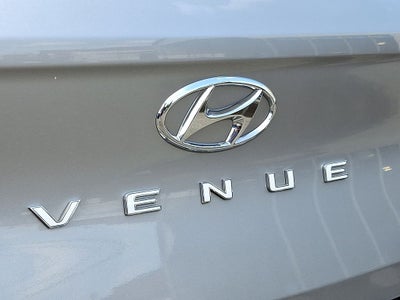 2025 Hyundai VENUE SEL FWD