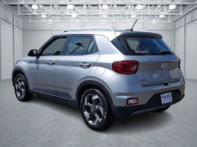 2025 Hyundai VENUE SEL FWD