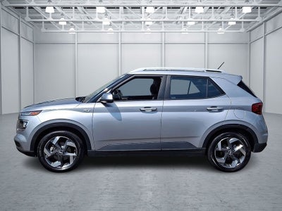 2025 Hyundai VENUE SEL FWD