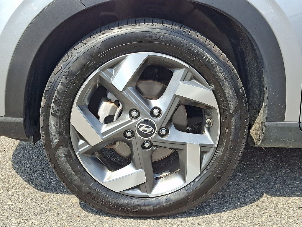 2025 Hyundai VENUE SEL FWD