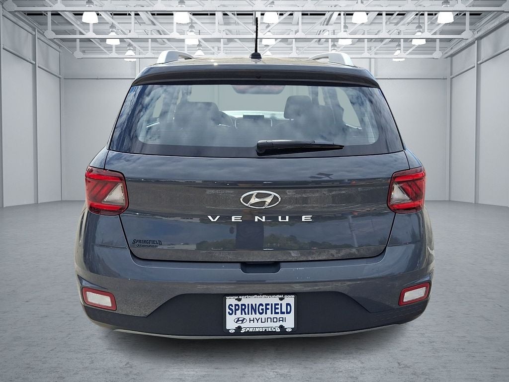 2023 Hyundai VENUE SEL FWD