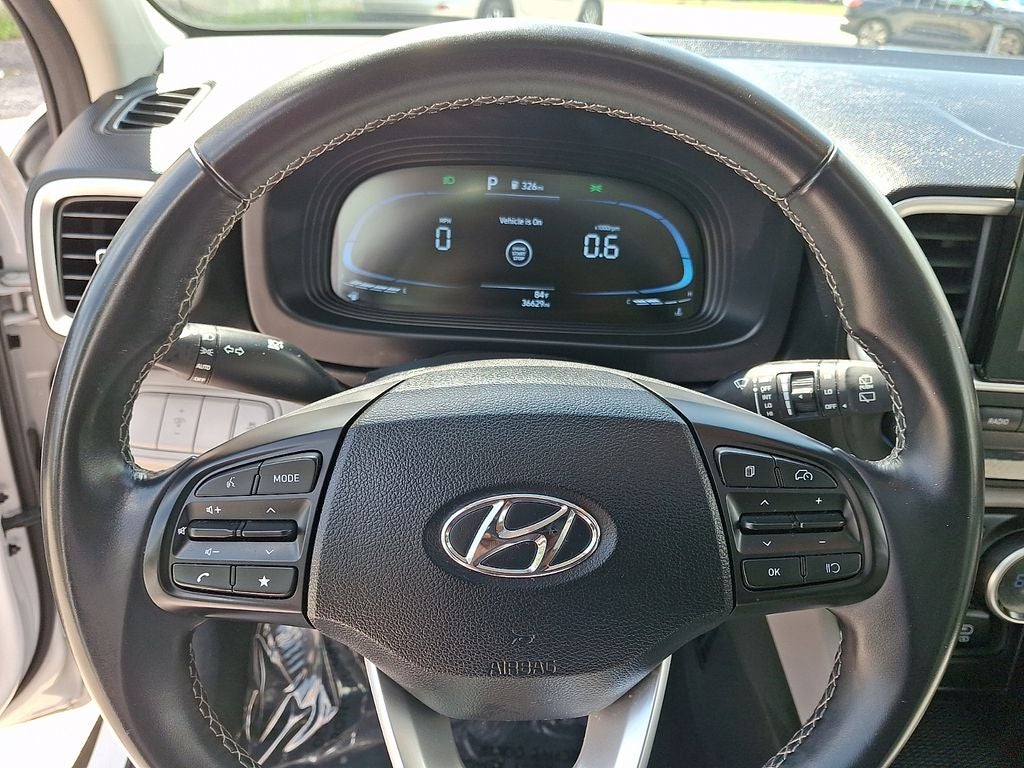 2025 Hyundai VENUE SEL FWD