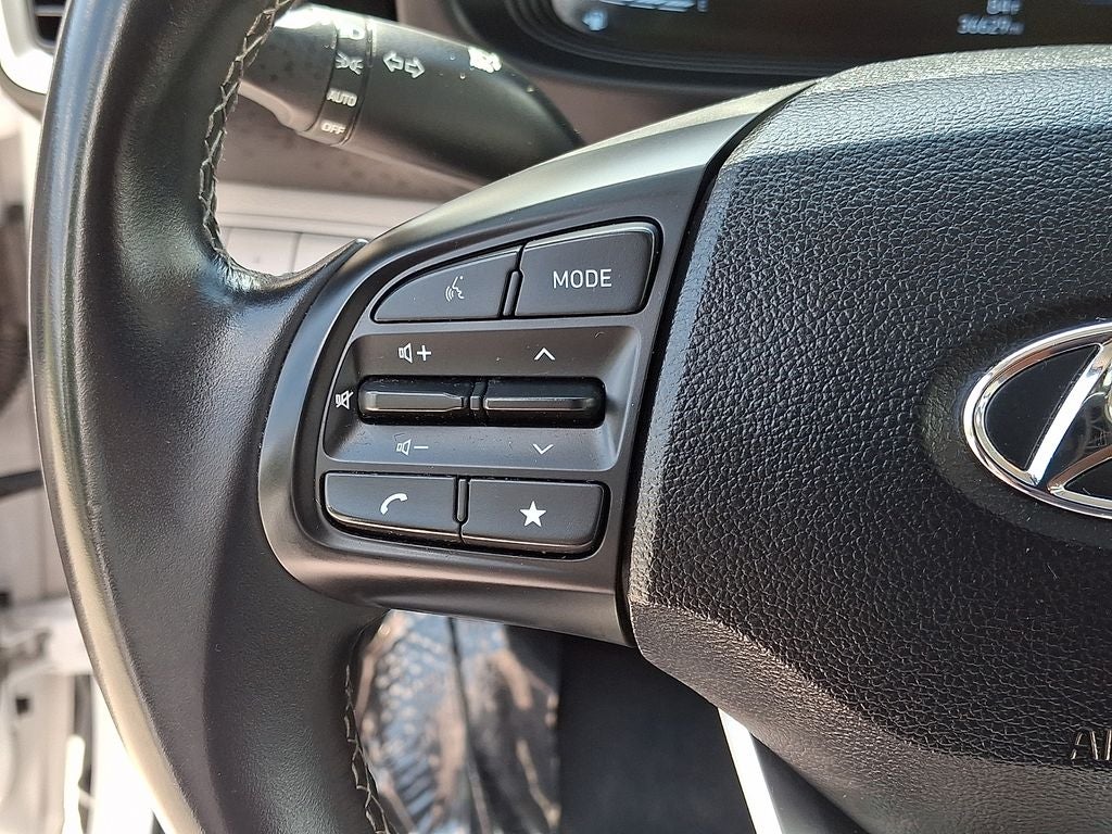 2025 Hyundai VENUE SEL FWD