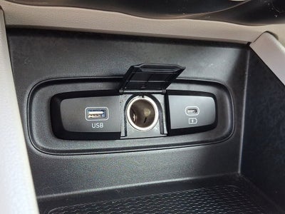 2025 Hyundai VENUE SEL FWD