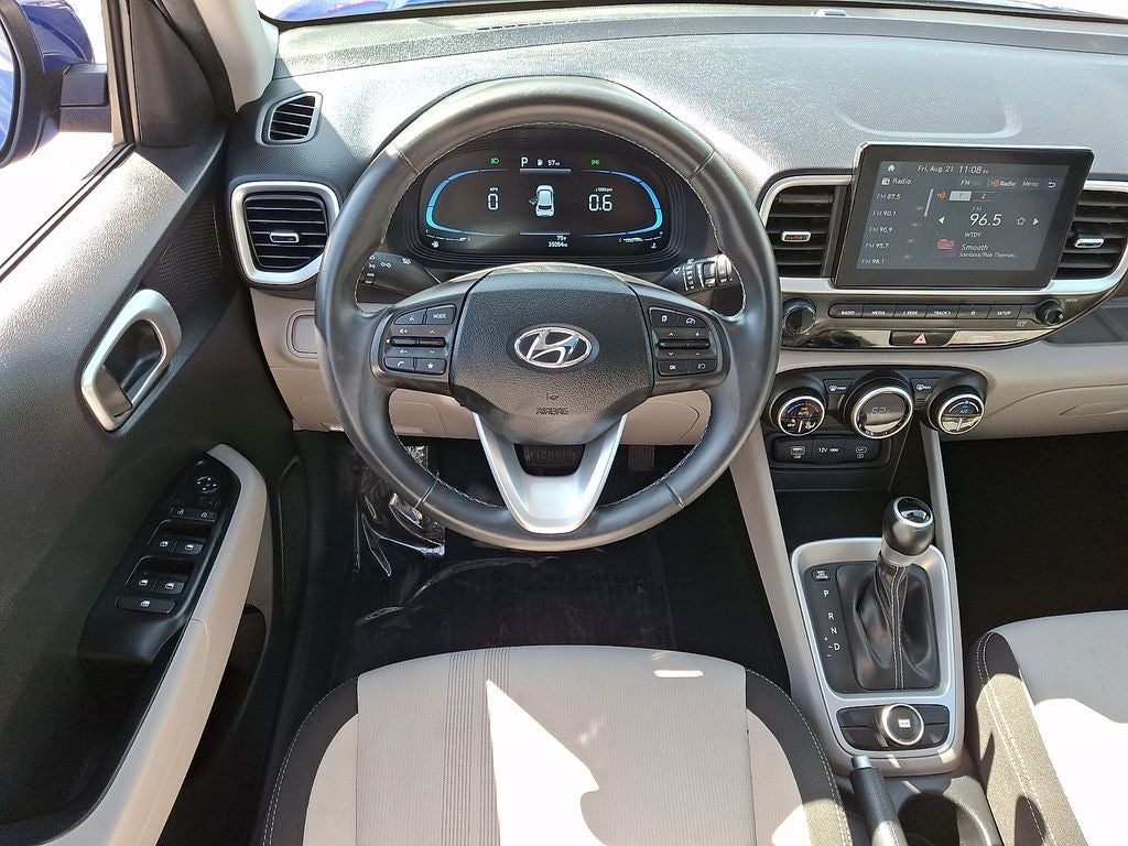 2025 Hyundai VENUE SEL FWD