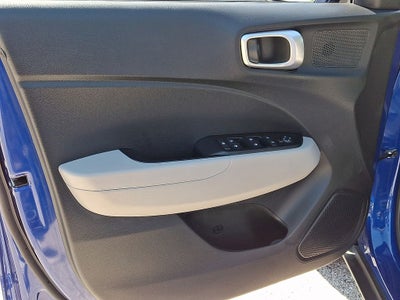 2025 Hyundai VENUE SEL FWD