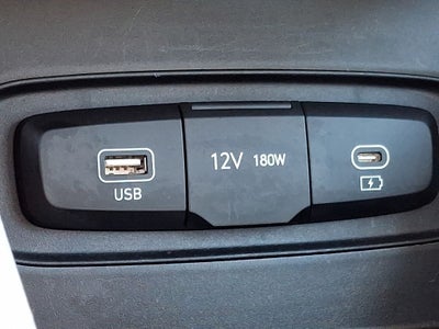 2025 Hyundai VENUE SEL FWD